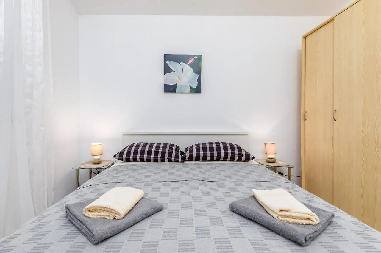 Apartment Apartmani Magdalena Pula Croatia